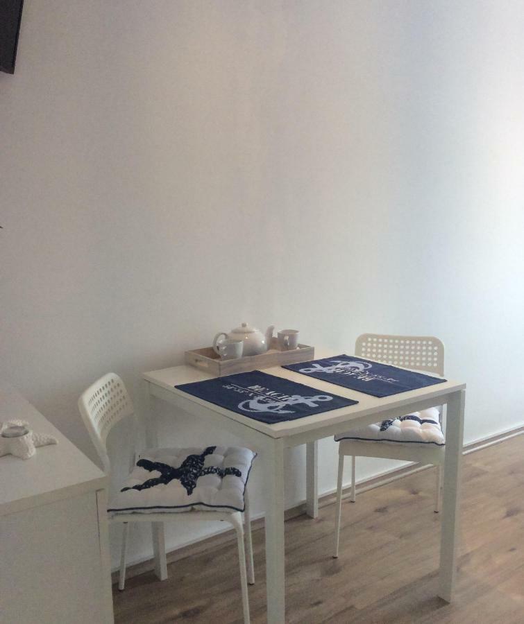 Tiny Studio Big Living Apartment Rovinj Ngoại thất bức ảnh