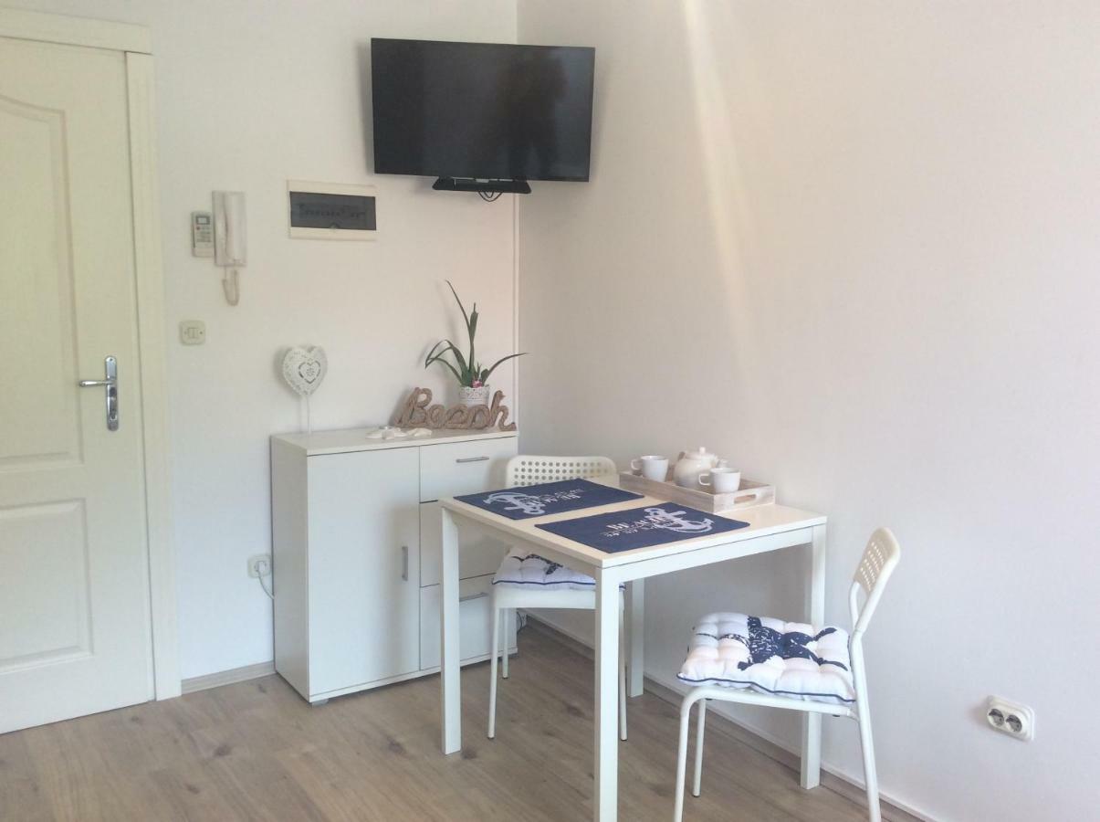 Tiny Studio Big Living Apartment Rovinj Ngoại thất bức ảnh